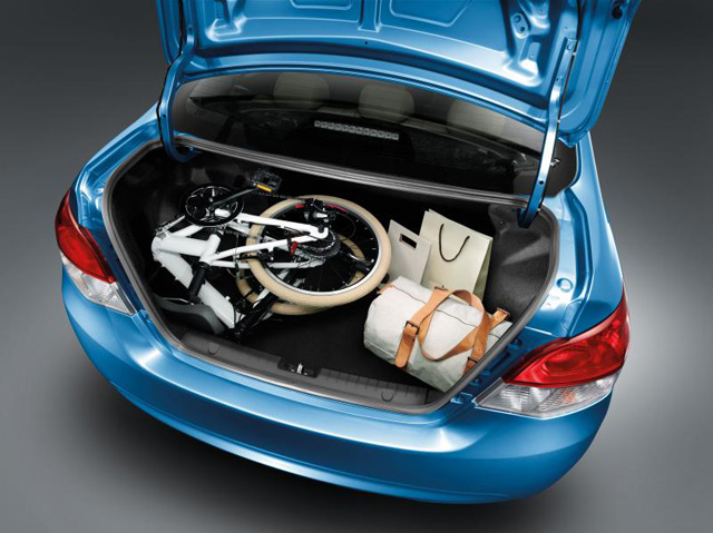  Mitsubishi Attrage