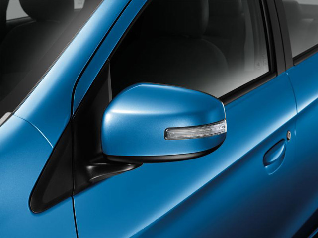  Mitsubishi Attrage
