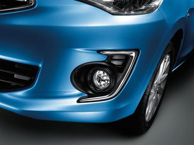  Mitsubishi Attrage