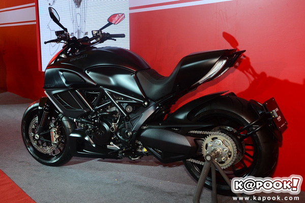 Ducati Diavel Dark