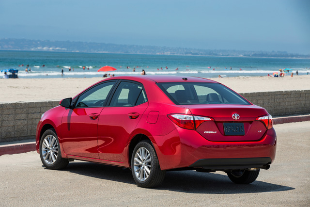  Corolla Altis 2014