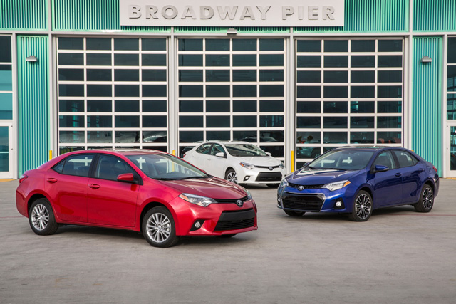  Corolla Altis 2014