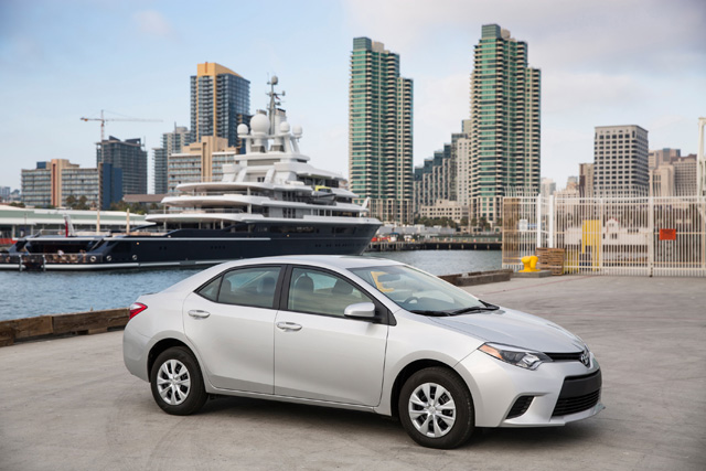  Corolla Altis 2014