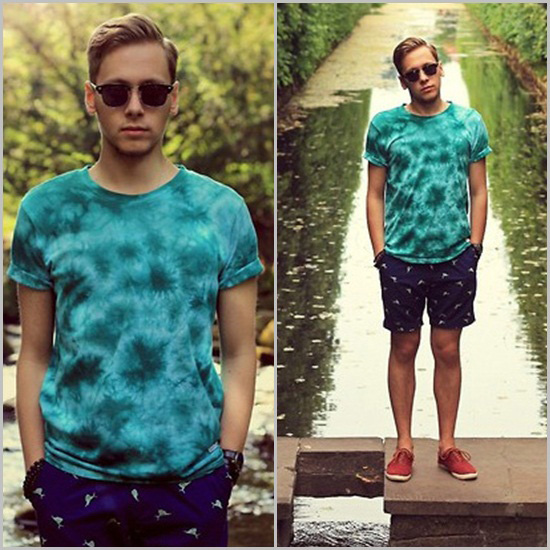เสื้อยืดพิมพ์ลาย