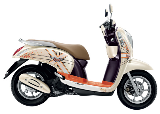 Scoopy i CLUB12