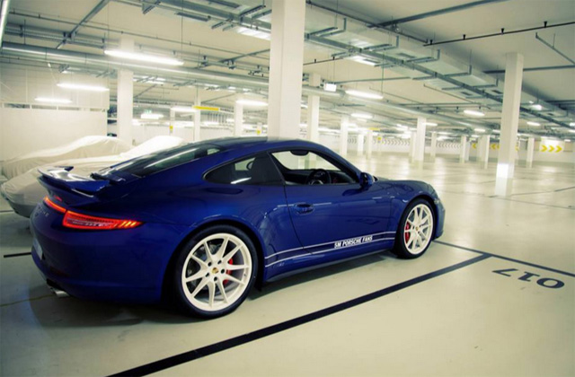 Porsche 911 Carrera 4S