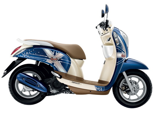 Scoopy i CLUB12