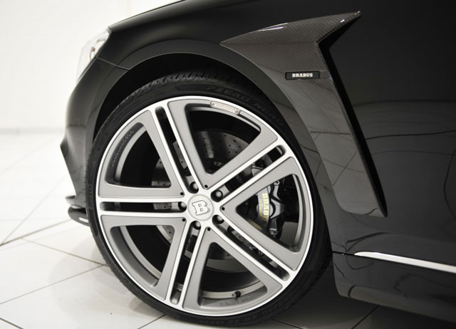 Mercedes Benz S 63 AMG Brabus iBusiness