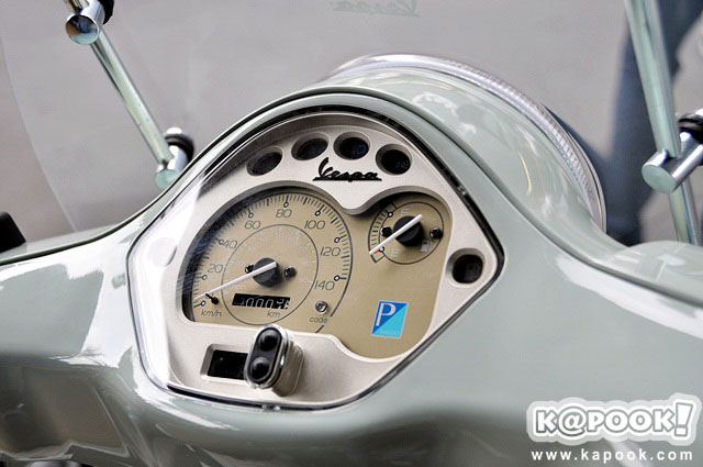 Vespa LX 125 3Vie Vintage Edition 2556