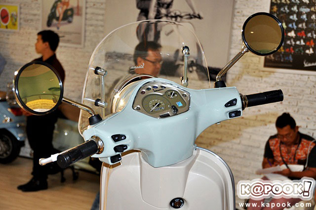 Vespa LX 125 3Vie Vintage Edition 2556