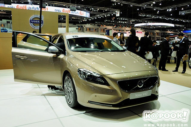 Volvo V40 T5
