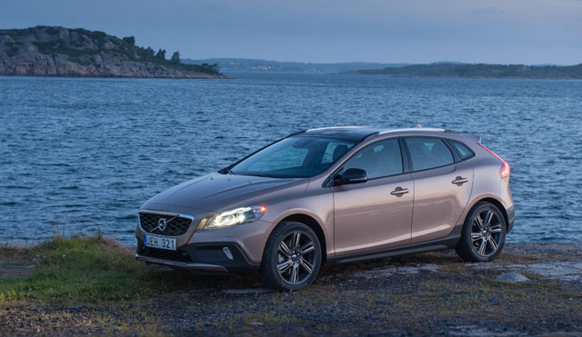 Volvo V40 Cross Country 2014