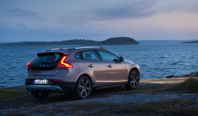 Volvo V40 Cross Country 2014
