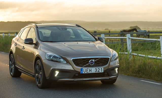 Volvo V40 Cross Country 2014