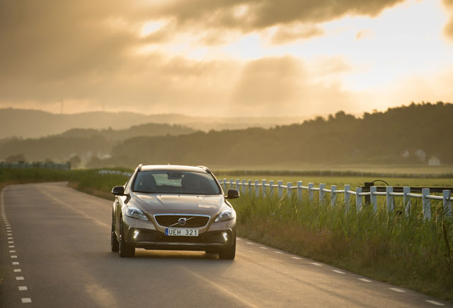 Volvo V40 Cross Country 2014