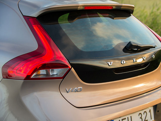 Volvo V40 Cross Country 2014