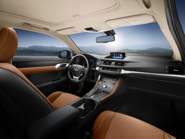 Lexus CT200h