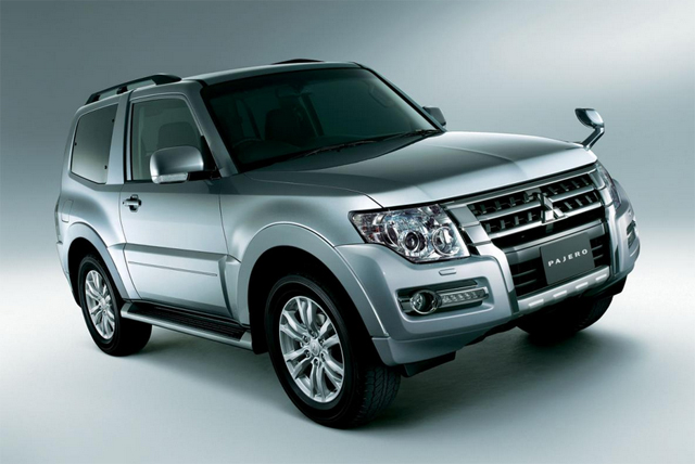 Mitsubishi Pajero 2015