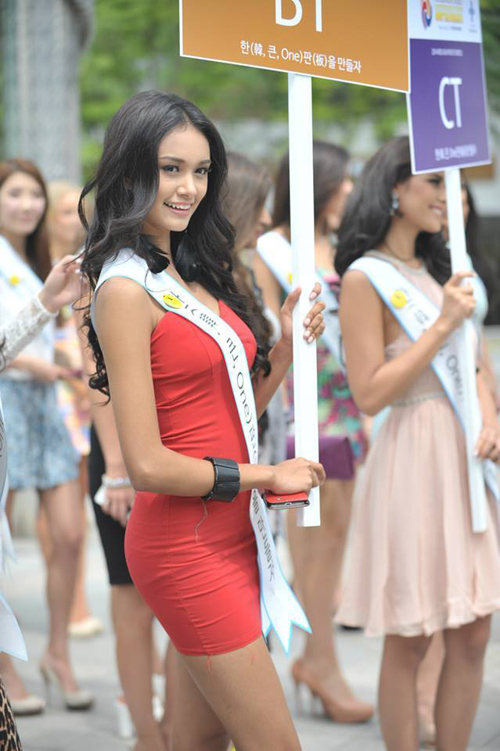 May Myat Noe นางงามพม่า