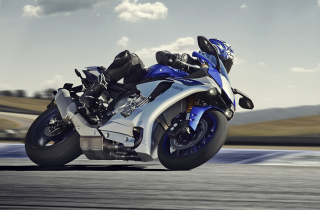 Yamaha R1 2015