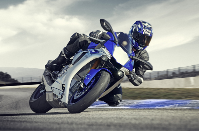 Yamaha R1 2015