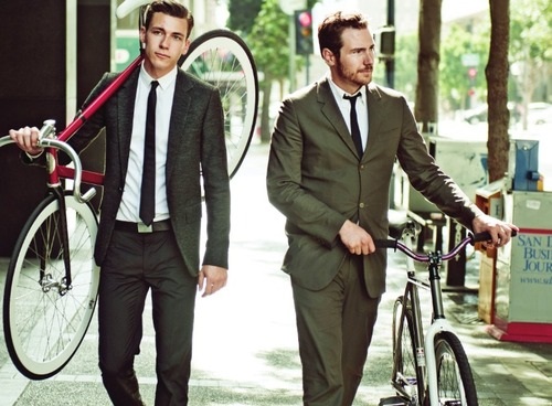 แต่งตัวขี่จักรยาน