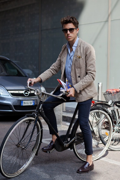 แต่งตัวขี่จักรยาน