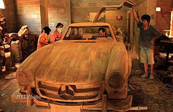 Mercedes Benz