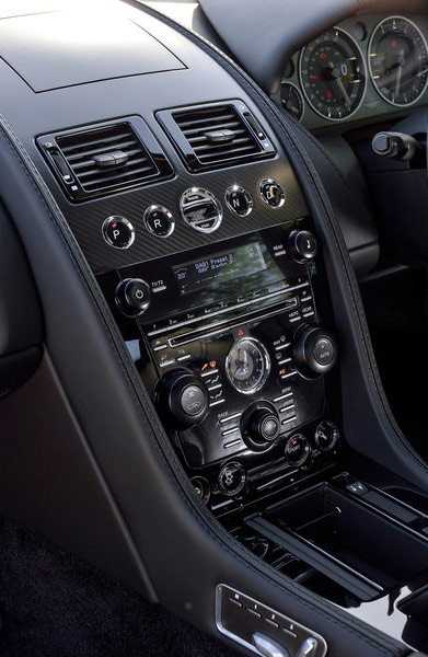 Aston Martin DB9 Carbon