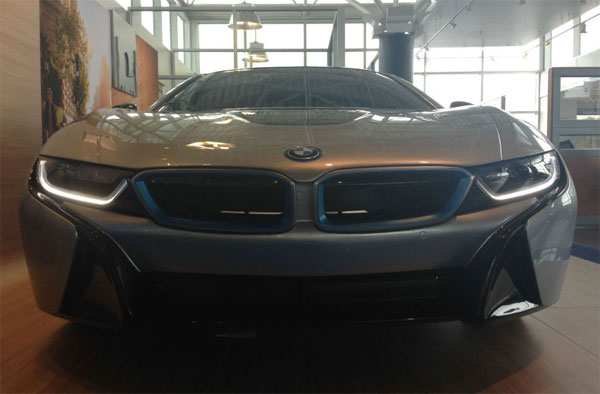 BMW i8