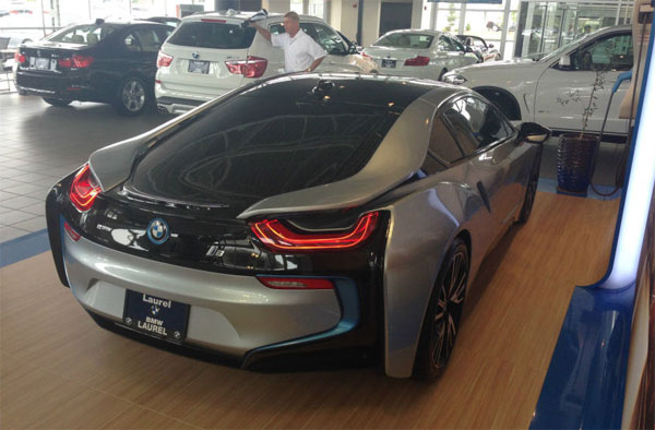 BMW i8