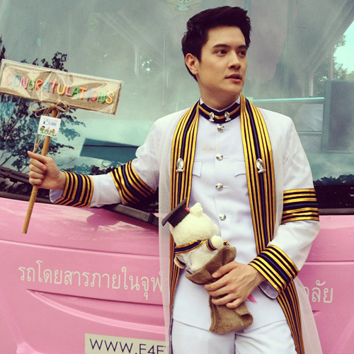 ทรงผมรับปริญญาผู้ชาย