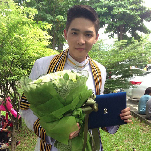 ทรงผมรับปริญญาผู้ชาย