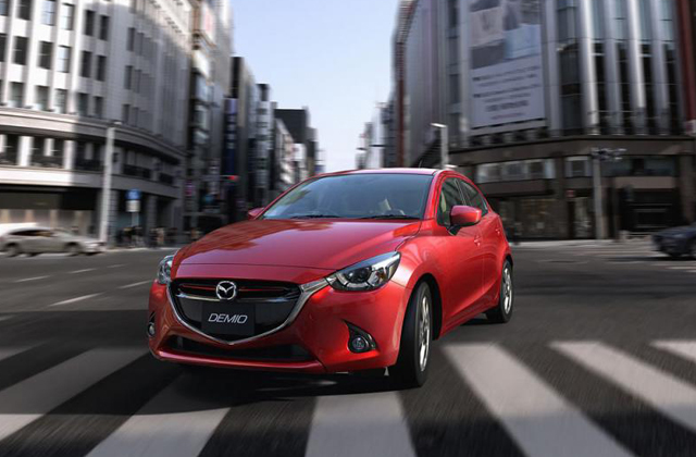 Mazda2 2015