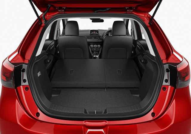 Mazda2 2015