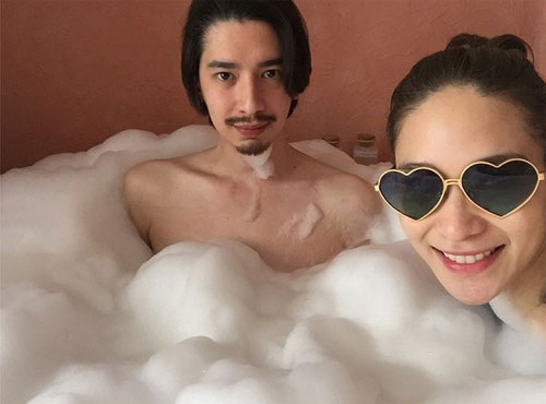 คู่รักวงการบันเทิง