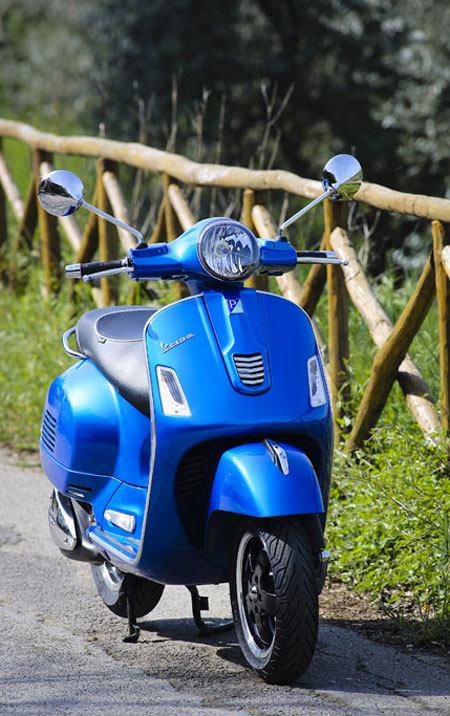 Vespa GTS 300