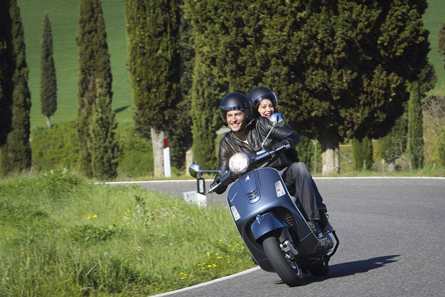 Vespa GTS 300