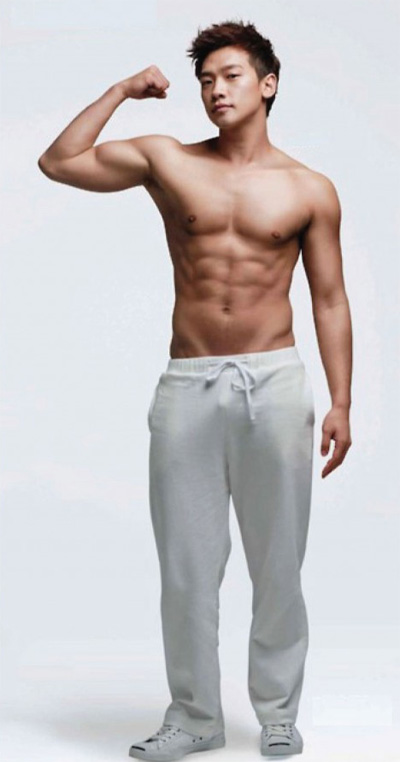 หนุ่มเอเชียรูปหล่อ