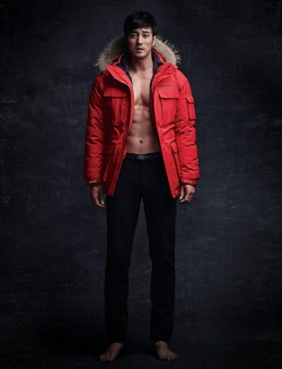 หนุ่มเอเชียรูปหล่อ