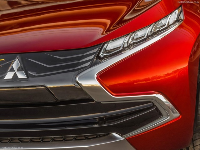 Mitsubishi XR-PHEV