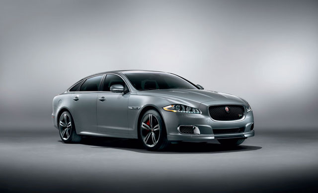 Jaguar XJR