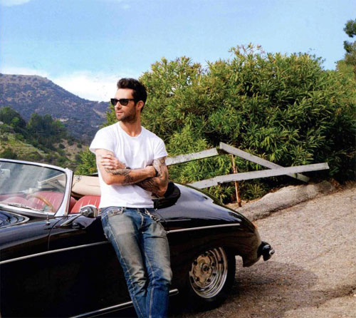 อดัม เลวีน (Adam Levine)