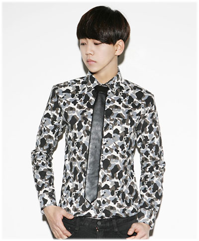 เสื้อเชิ้ตลายทหาร