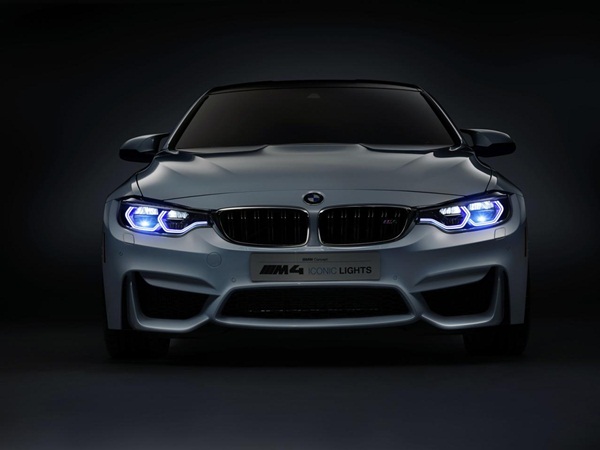 BMW M4 Iconic Light