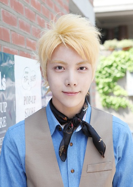 สีผมที่ทําให้หน้าสว่าง