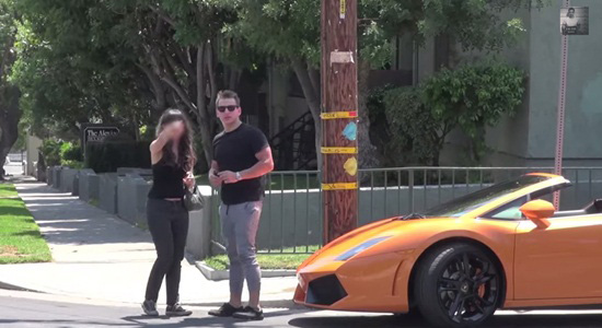 คลิปแกล้งสาว