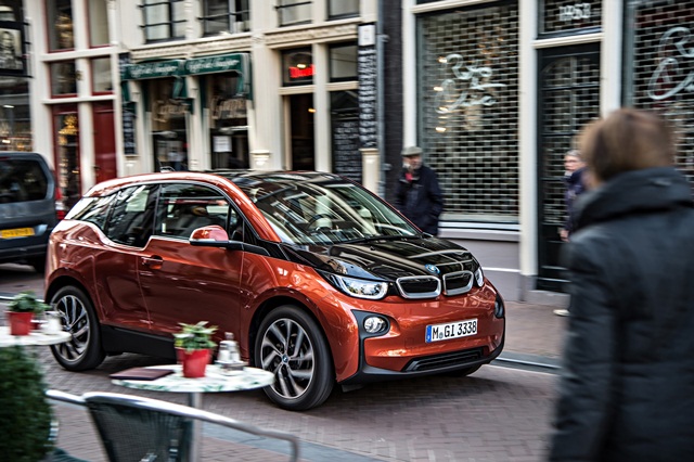 BMW i3