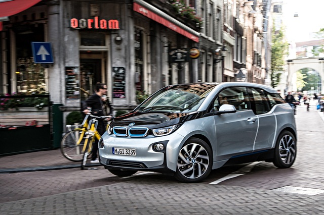 BMW i3