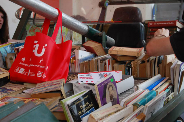 รถหนังสือ